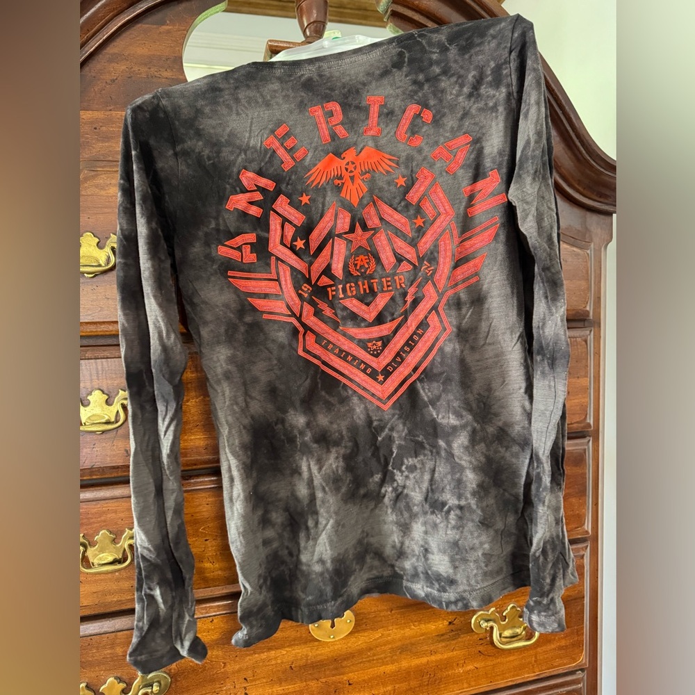 American Fighter Black and Red Long Sleeve Shirt - Picture 3 of 3